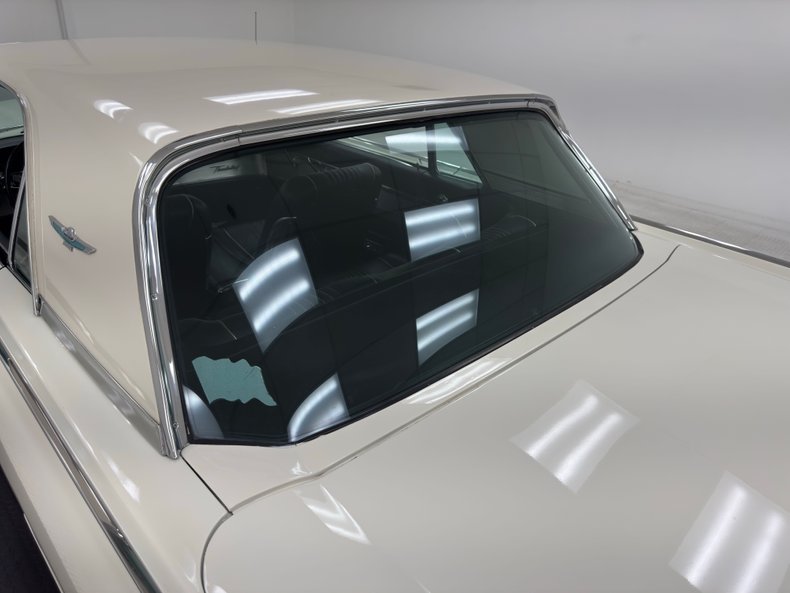 Ford-Thunderbird-1963-White-Black-45