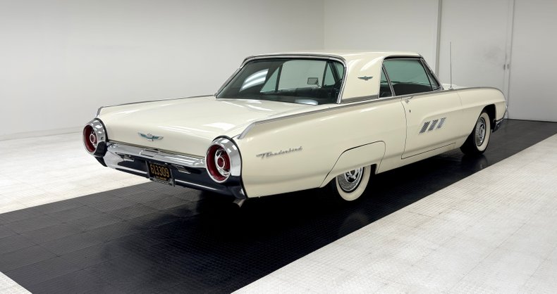 Ford-Thunderbird-1963-White-Black-7