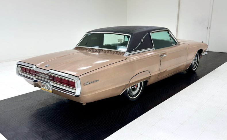 Ford-Thunderbird-1966-Sundust-Beige-Black-3