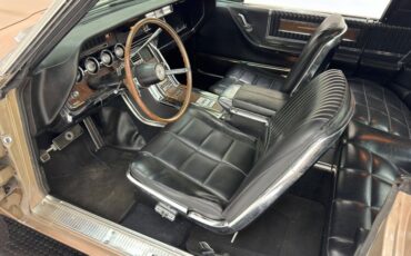 Ford-Thunderbird-1966-Sundust-Beige-Black-44