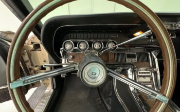 Ford-Thunderbird-1966-Sundust-Beige-Black-49