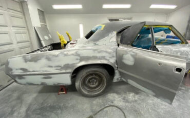 Ford-Thunderbird-1968-Sedan-14