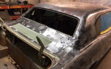 Ford-Thunderbird-1968-Sedan-18