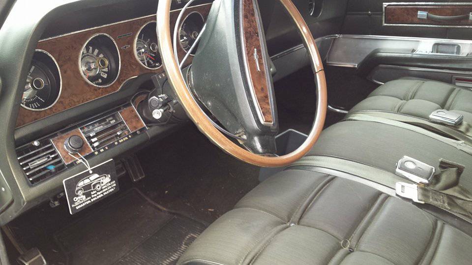 Ford-Thunderbird-1968-Sedan-19