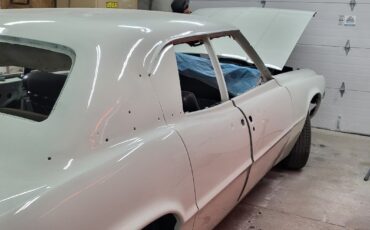 Ford-Thunderbird-1968-Sedan-7