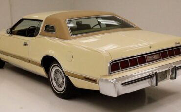 Ford-Thunderbird-1976-Cream-Cream-9