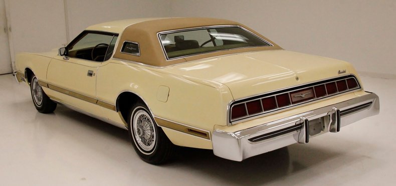 Ford-Thunderbird-1976-Cream-Cream-9