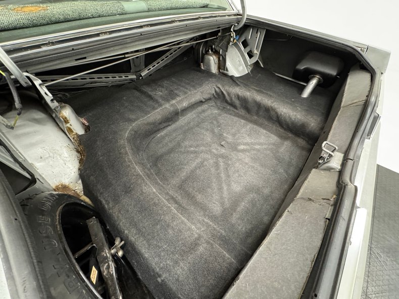 Ford-Thunderbird-1980-Silver-Gray-31