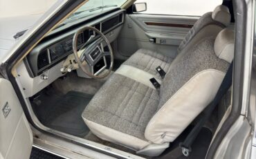 Ford-Thunderbird-1980-Silver-Gray-37
