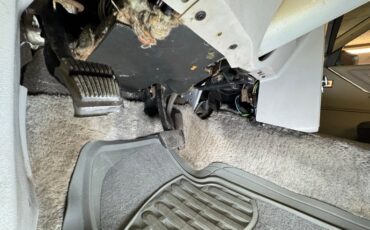 Ford-Thunderbird-1980-Silver-Gray-47