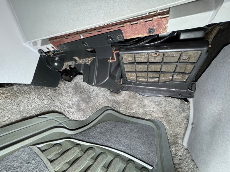 Ford-Thunderbird-1980-Silver-Gray-48