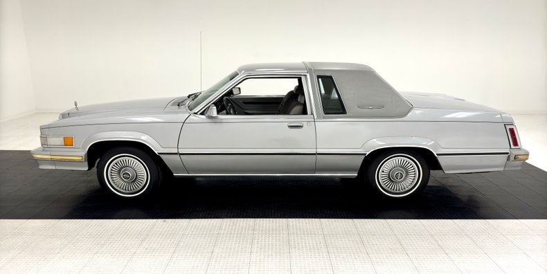 Ford-Thunderbird-1980-Silver-Gray