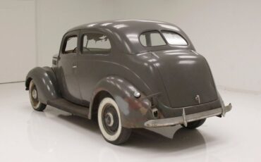 Ford-Tudor-1937-Gray-Tan-1