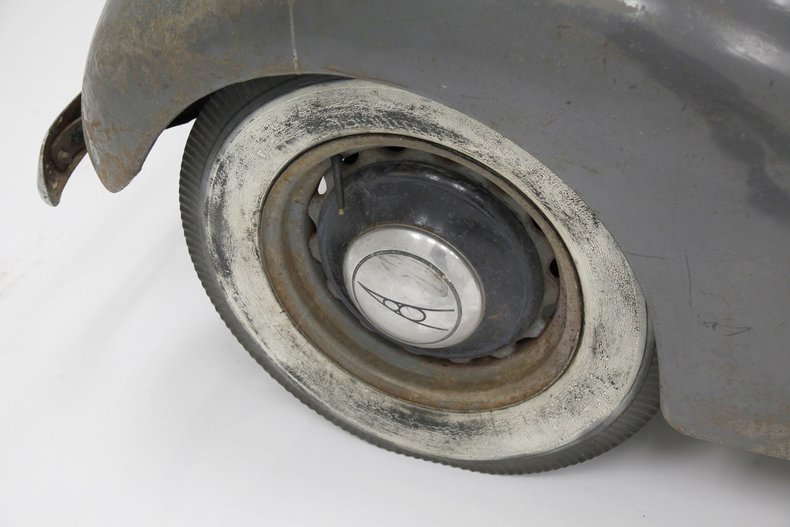 Ford-Tudor-1937-Gray-Tan-15