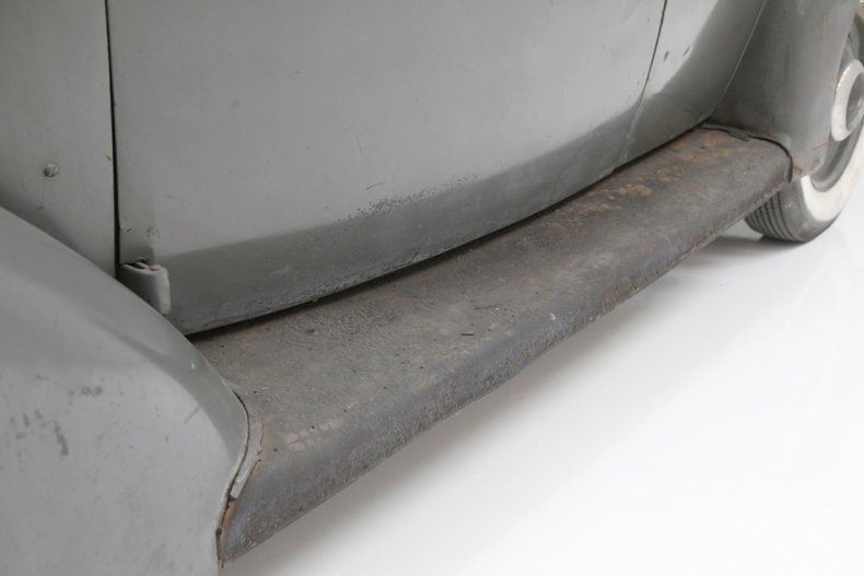 Ford-Tudor-1937-Gray-Tan-16