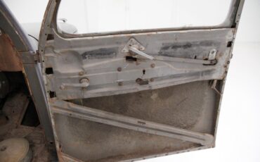 Ford-Tudor-1937-Gray-Tan-20