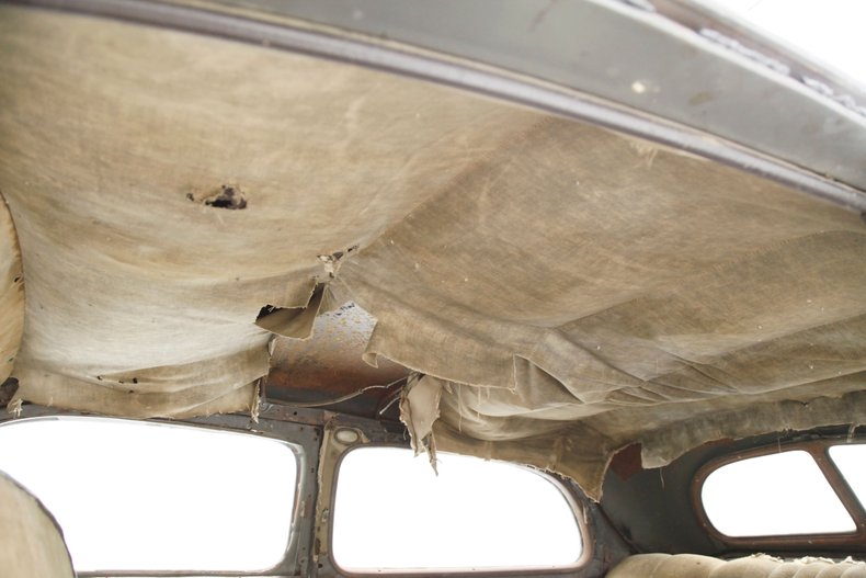 Ford-Tudor-1937-Gray-Tan-23