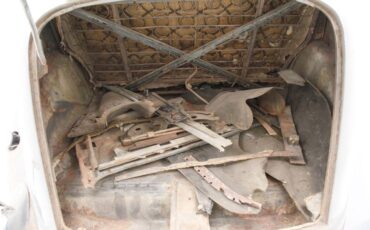 Ford-Tudor-1937-Gray-Tan-26