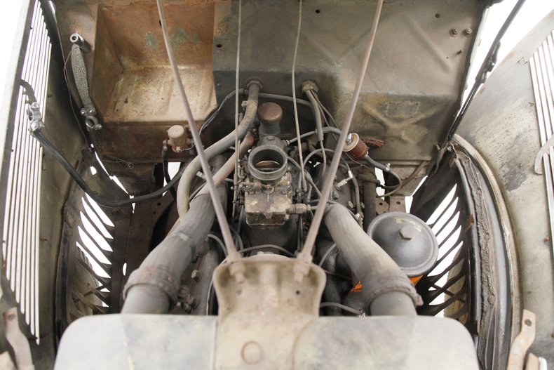 Ford-Tudor-1937-Gray-Tan-30