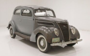 Ford-Tudor-1937-Gray-Tan-4