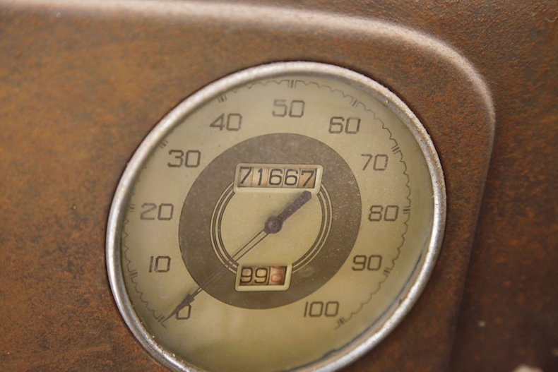 Ford-Tudor-1937-Gray-Tan-41