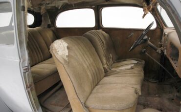 Ford-Tudor-1937-Gray-Tan-46