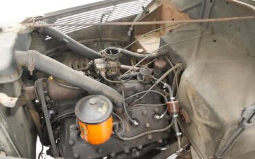 Ford-Tudor-1937-Gray-Tan-7