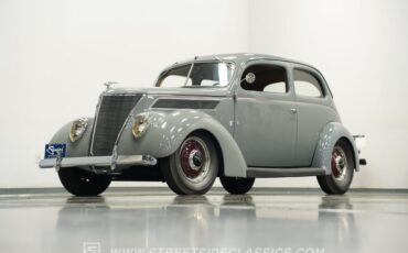 Ford-Tudor-1937-Gull-Gray-Tan-26