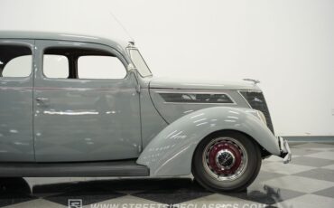 Ford-Tudor-1937-Gull-Gray-Tan-30