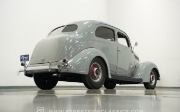 Ford-Tudor-1937-Gull-Gray-Tan-5