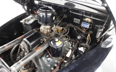 Ford-Tudor-1941-Black-Tan-14