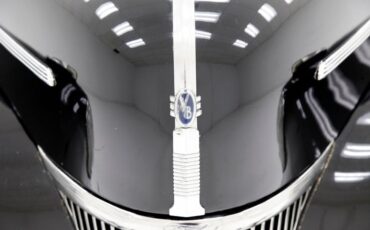 Ford-Tudor-1941-Black-Tan-17