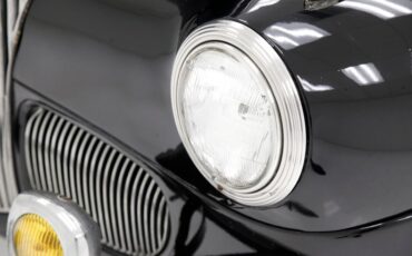 Ford-Tudor-1941-Black-Tan-18