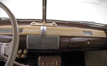 Ford-Tudor-1941-Black-Tan-36