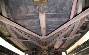 Ford-Tudor-1941-Black-Tan-45