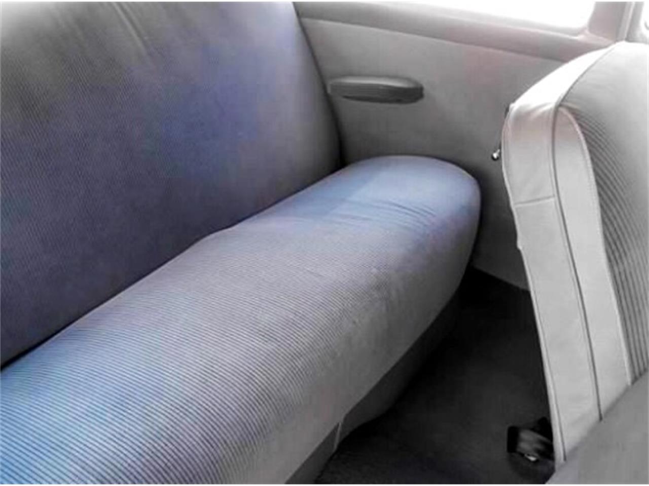 Ford-Tudor-1949-Black-Gray-17