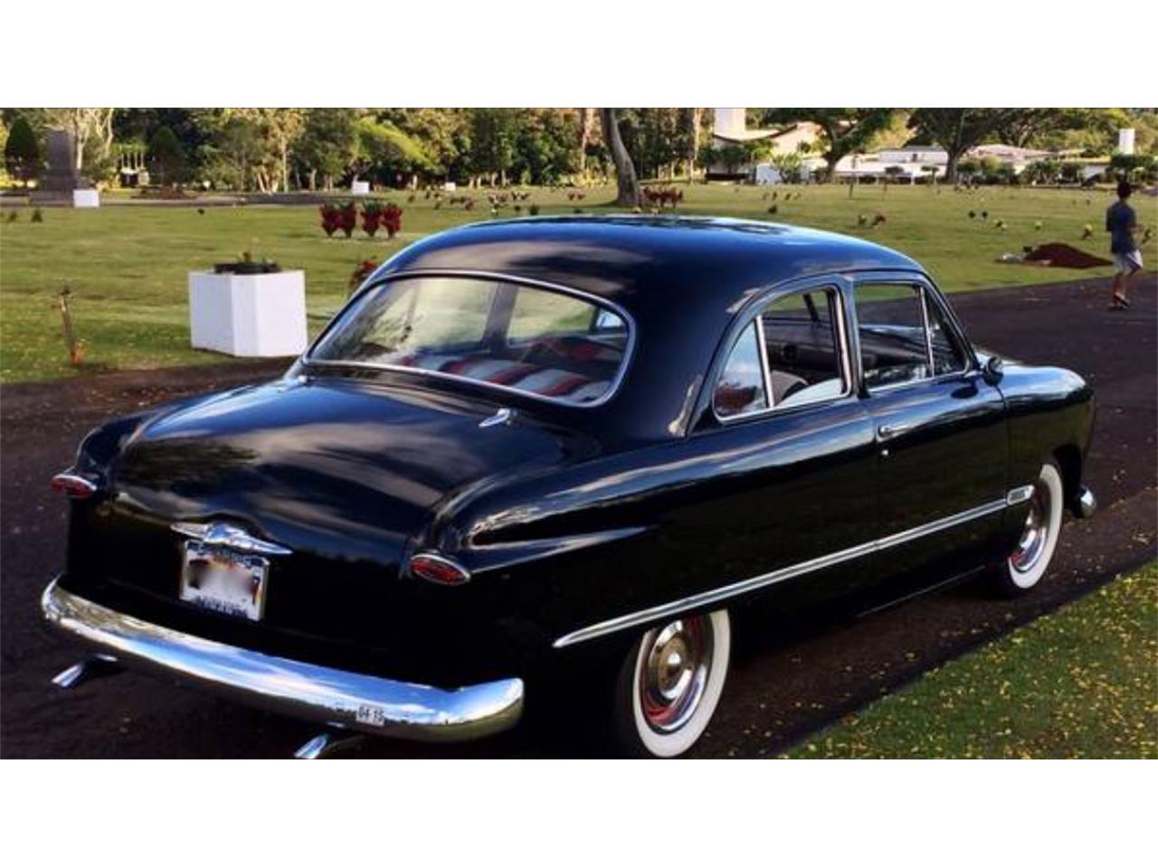 Ford-Tudor-1949-Black-Gray-8