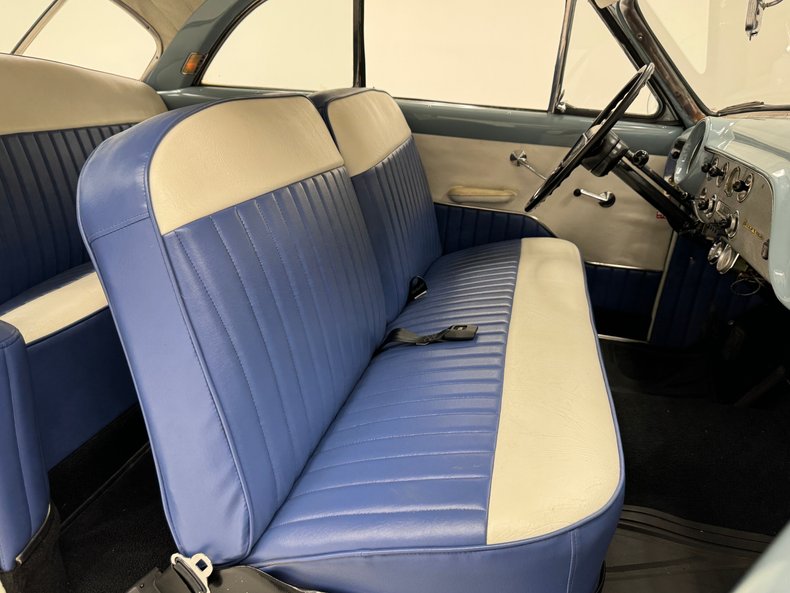 Ford-Victoria-1951-Light-Blue-Blue-10