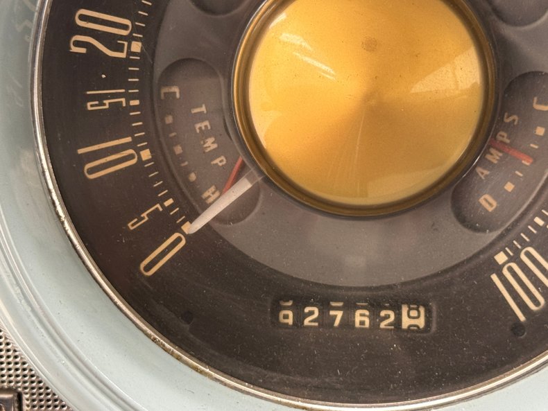 Ford-Victoria-1951-Light-Blue-Blue-12