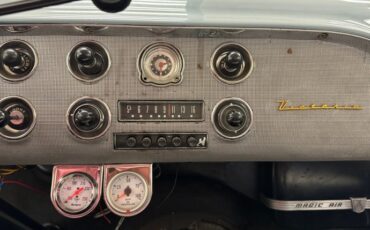 Ford-Victoria-1951-Light-Blue-Blue-13