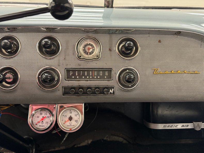 Ford-Victoria-1951-Light-Blue-Blue-13