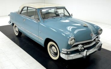 Ford-Victoria-1951-Light-Blue-Blue-18