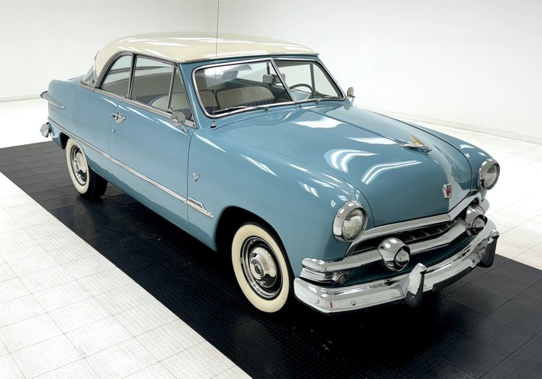 Ford-Victoria-1951-Light-Blue-Blue-18