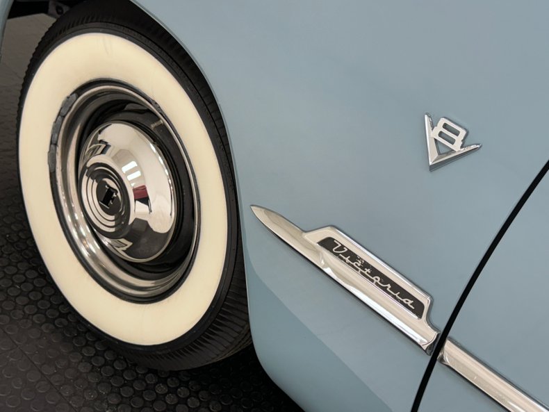 Ford-Victoria-1951-Light-Blue-Blue-23