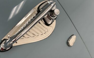 Ford-Victoria-1951-Light-Blue-Blue-25