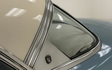 Ford-Victoria-1951-Light-Blue-Blue-26