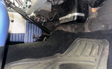 Ford-Victoria-1951-Light-Blue-Blue-39