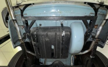 Ford-Victoria-1951-Light-Blue-Blue-42