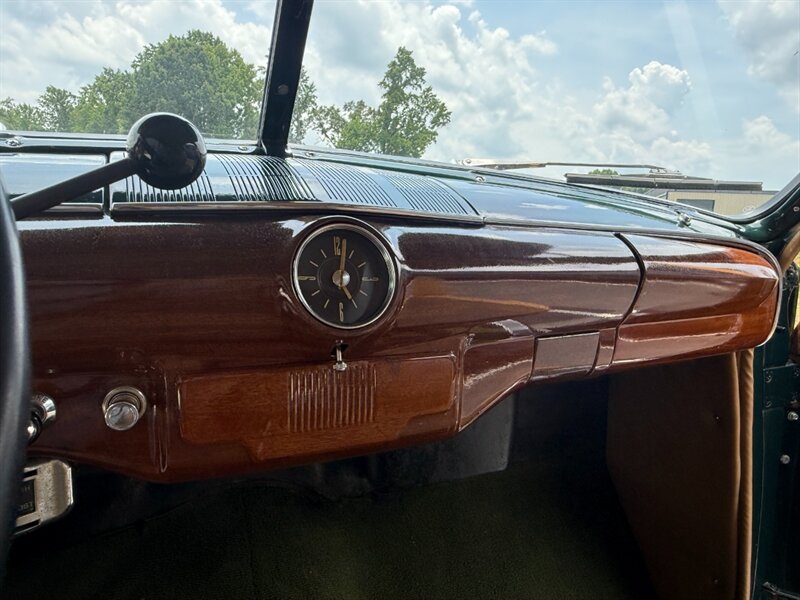 Ford-Woody-1951-Black-Black-24