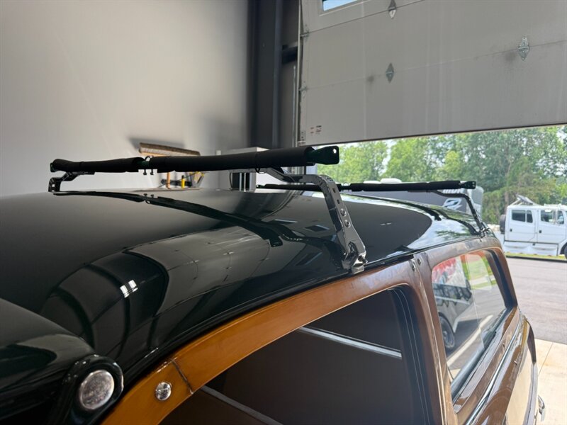 Ford-Woody-1951-Black-Black-35